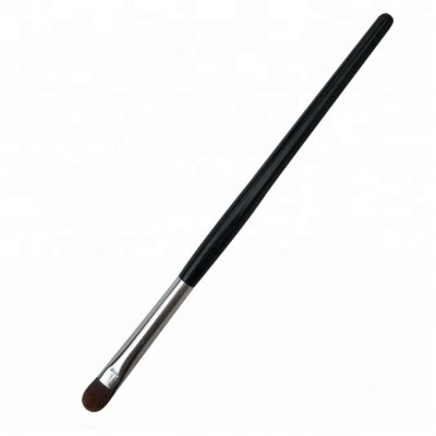 Low Moq Synthetic Bristles And Wood Handle Small Flat Tapered Precision Concealer Blending Makeup Brush